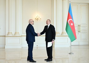 Azərbaycan Prezidenti Fələstinin ölkəmizdə yeni təyin olunmuş səfirinin etimadnaməsini qəbul edib
