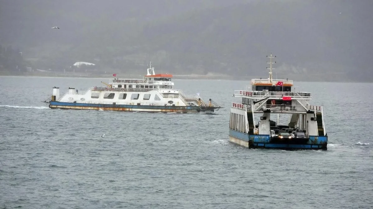 Vessel traffic in Dardanelles Strait suspended