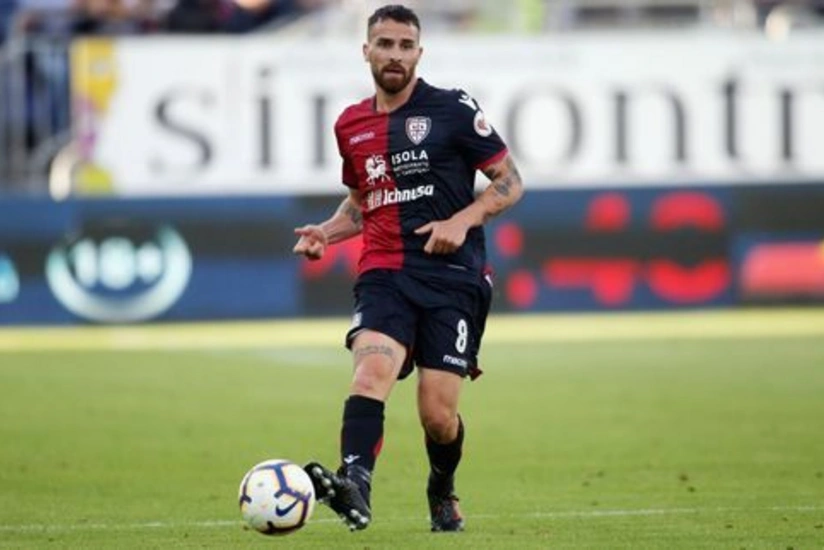 İtaliya klubu futbolçusu ilə müqaviləni uzatdığını WhatsApp skrinşotu ilə açıqlayıb