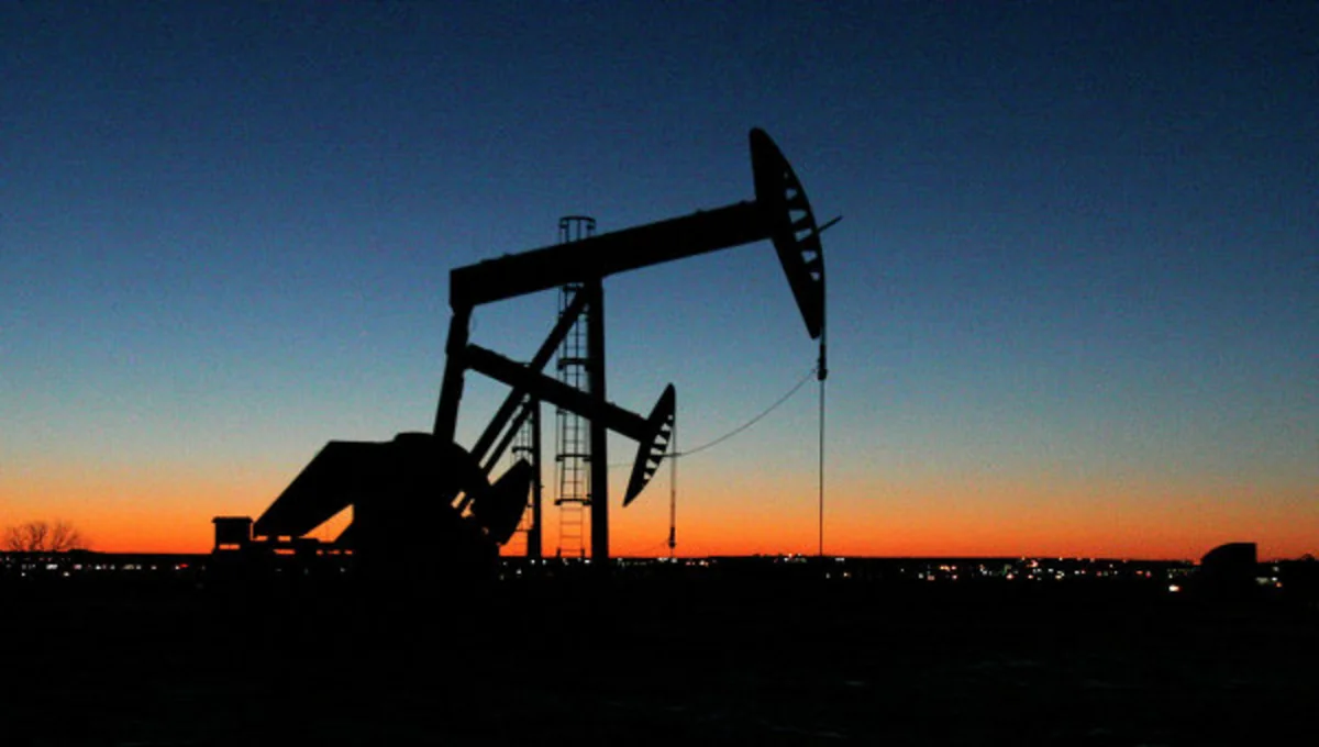 EIA повысило прогноз-2015 по цене на нефть Brent до 59,5 за долларов/баррель