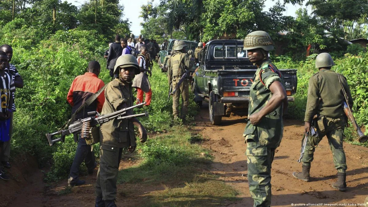 Militiamen kill 11 in west DR Congo