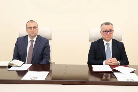 Səhiyyə naziri IV “Yüksəliş” müsabiqəsinin qalibi ilə görüşüb