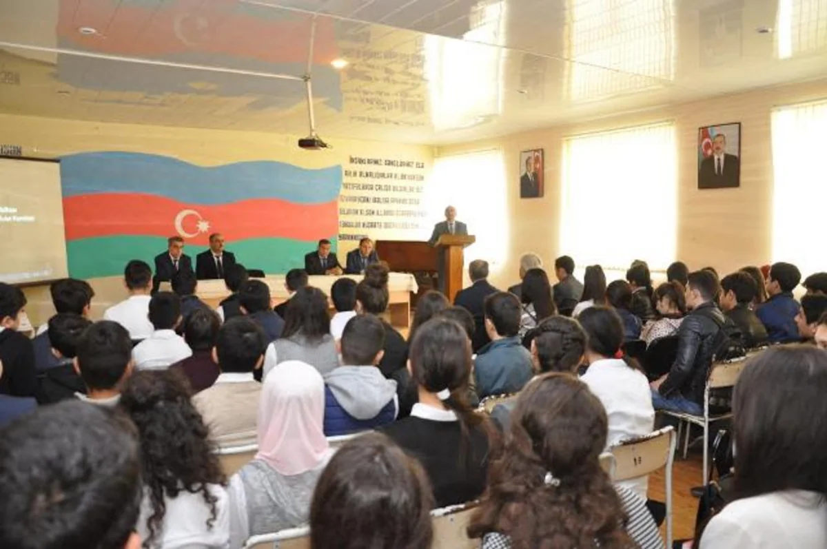 Lənkəranda gənclərin radikal dini radikalizmdən qorunmasında təhsilin rolu müzakirə olunub