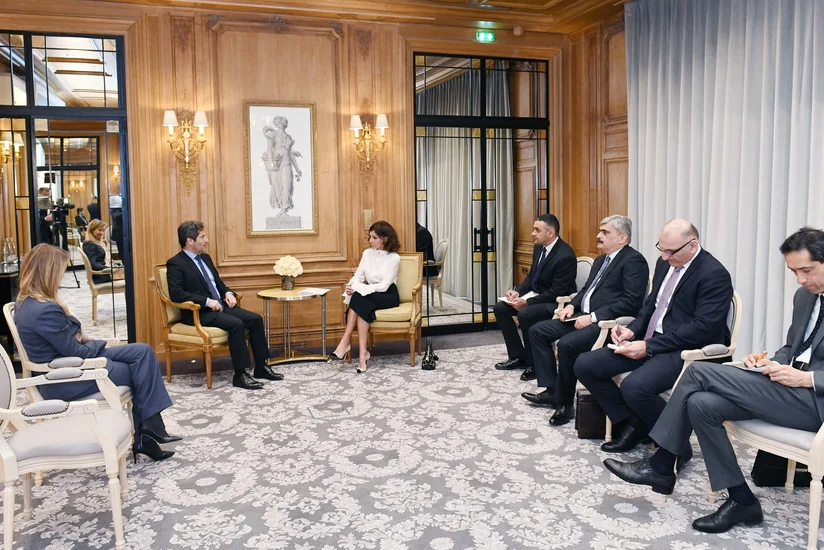 First Vice-President of Azerbaijan Mehriban Aliyeva met with SUEZ Executive Vice-President for International Development