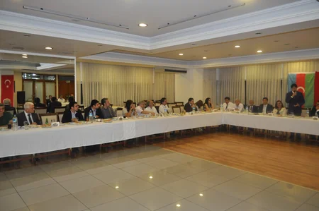 Fuad Muradov Türkiyə Prezidentinin baş müşaviri ilə görüşüb