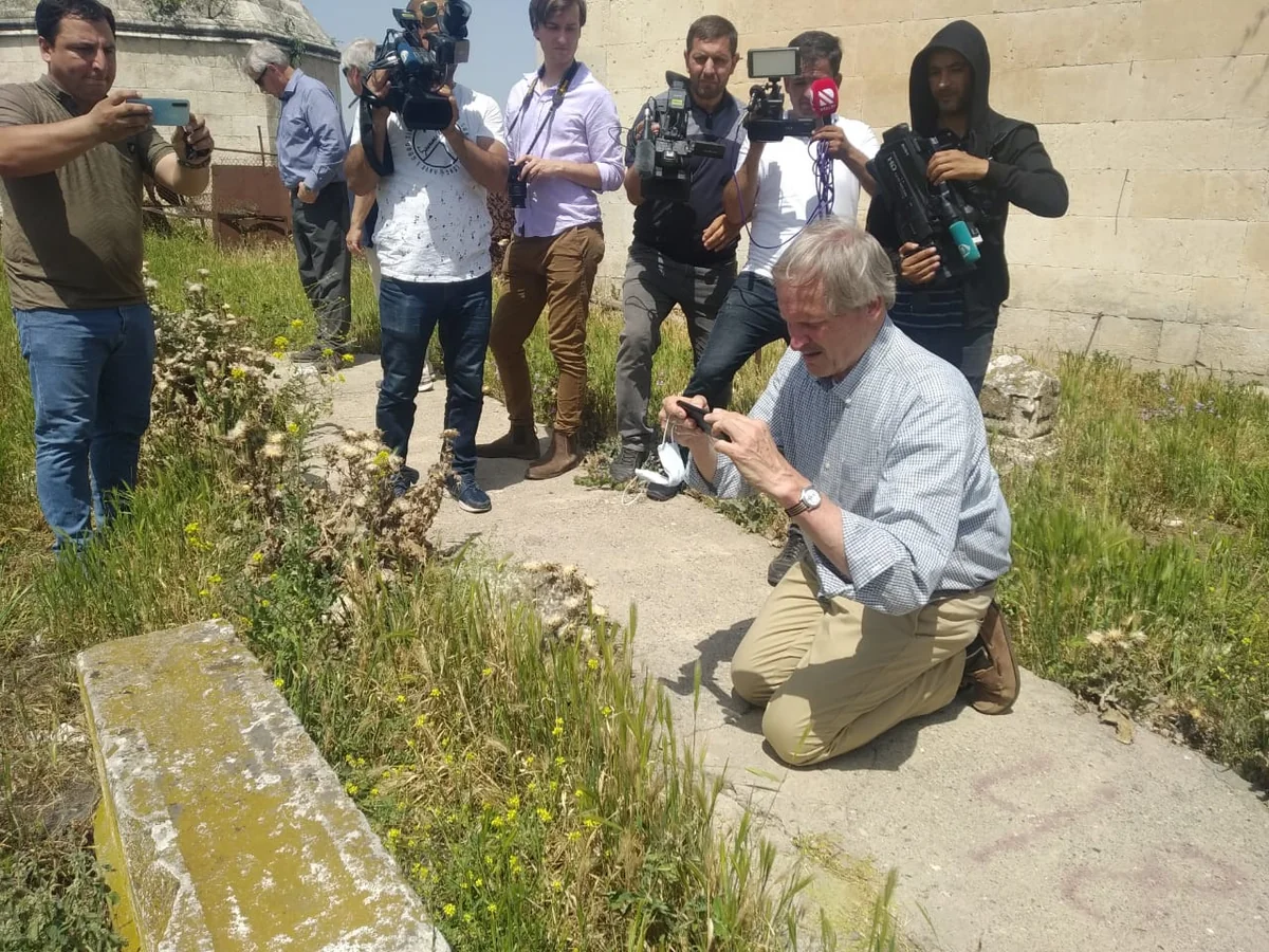 Delegation of US Caspian Policy Center visits Aghdam Mosque