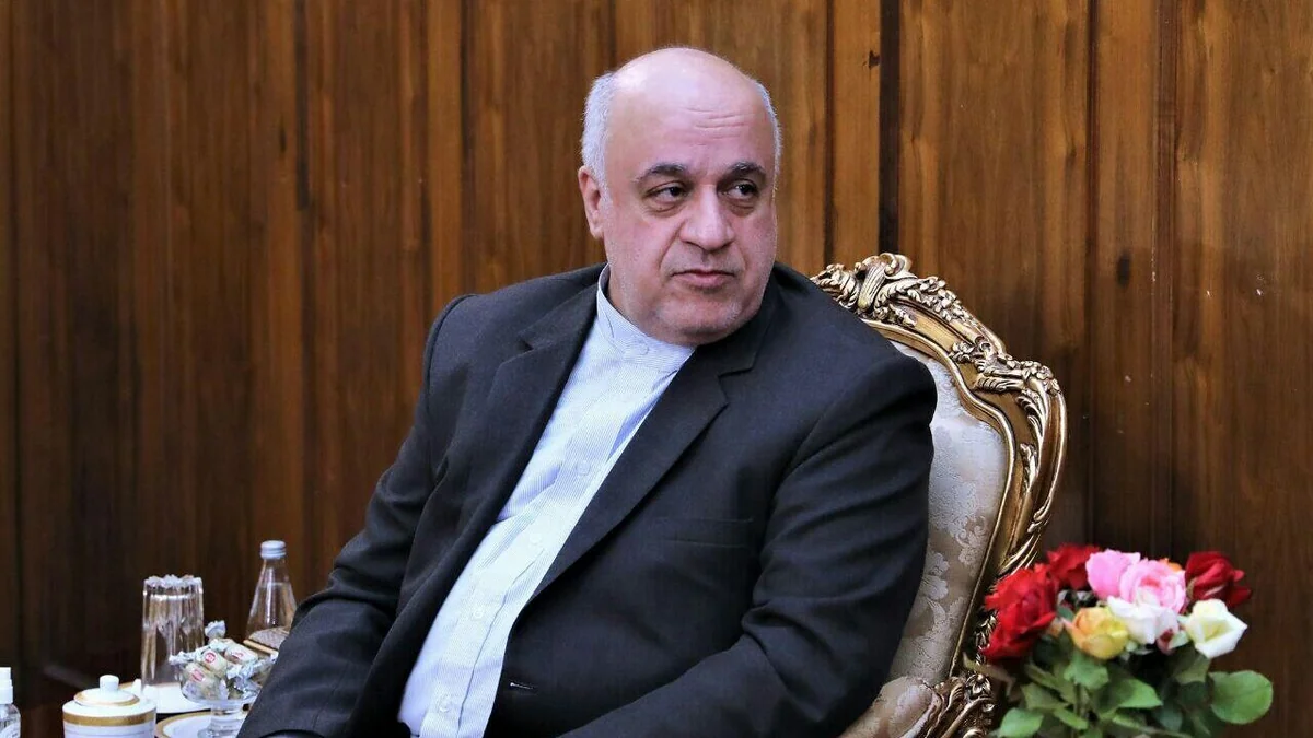 Livanda yaralanan İran səfiri ölkəsinə aparılıb