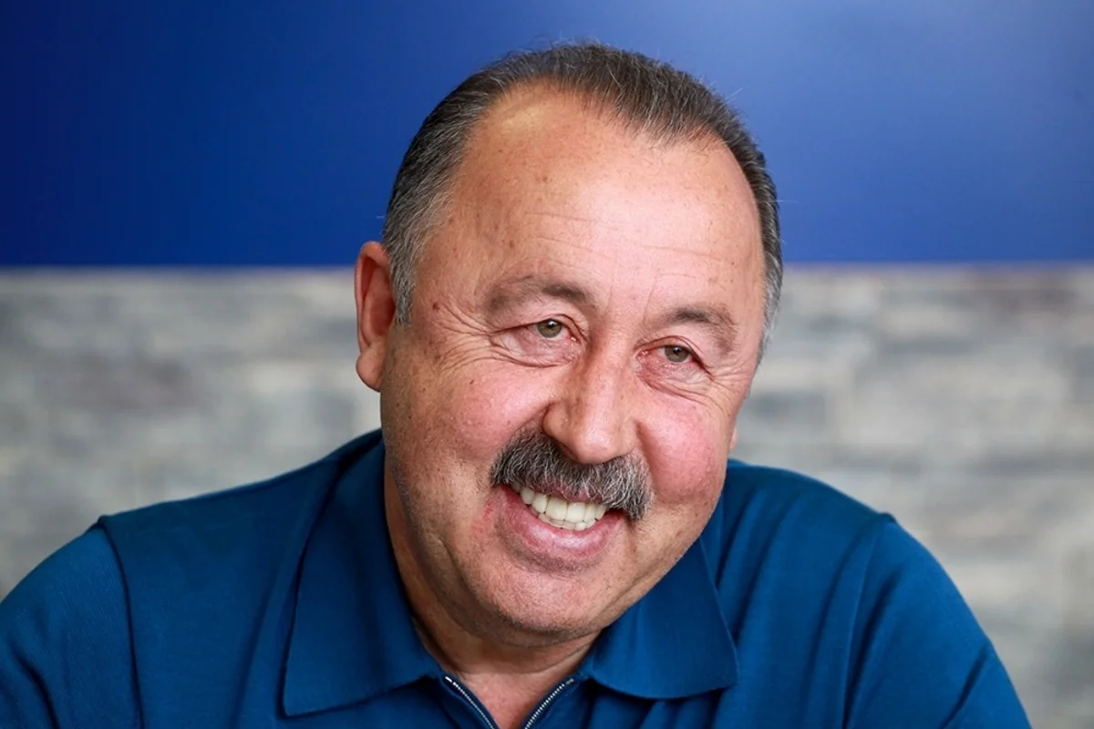 Qazzayev: Kramarenkonun Azərbaycan millisində işləməsi problem olmayacaq