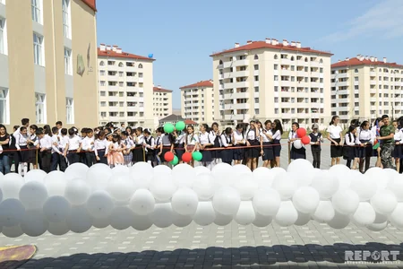 Təhsil naziri məcburi köçkün şagirdlərin Son zəngində  - FOTOREPORTAJ