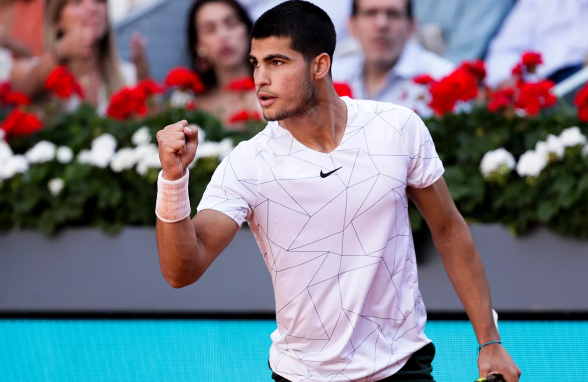 Алькарас победил Джоковича и вышел в финал Мастерса