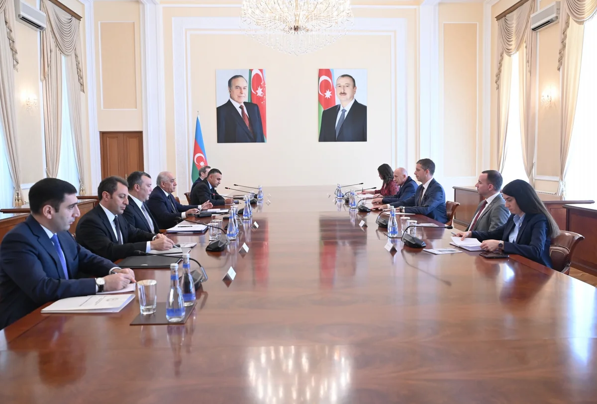 Azərbaycanla Serbiya arasında ticarət dövriyyəsi və qarşılıqlı investisiyaların artırılması müzakirə olunub