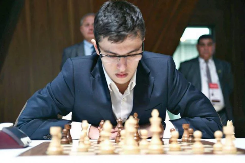 “Masters” turniri: Nicat Abasov məğlubiyyətsiz irəliləyir