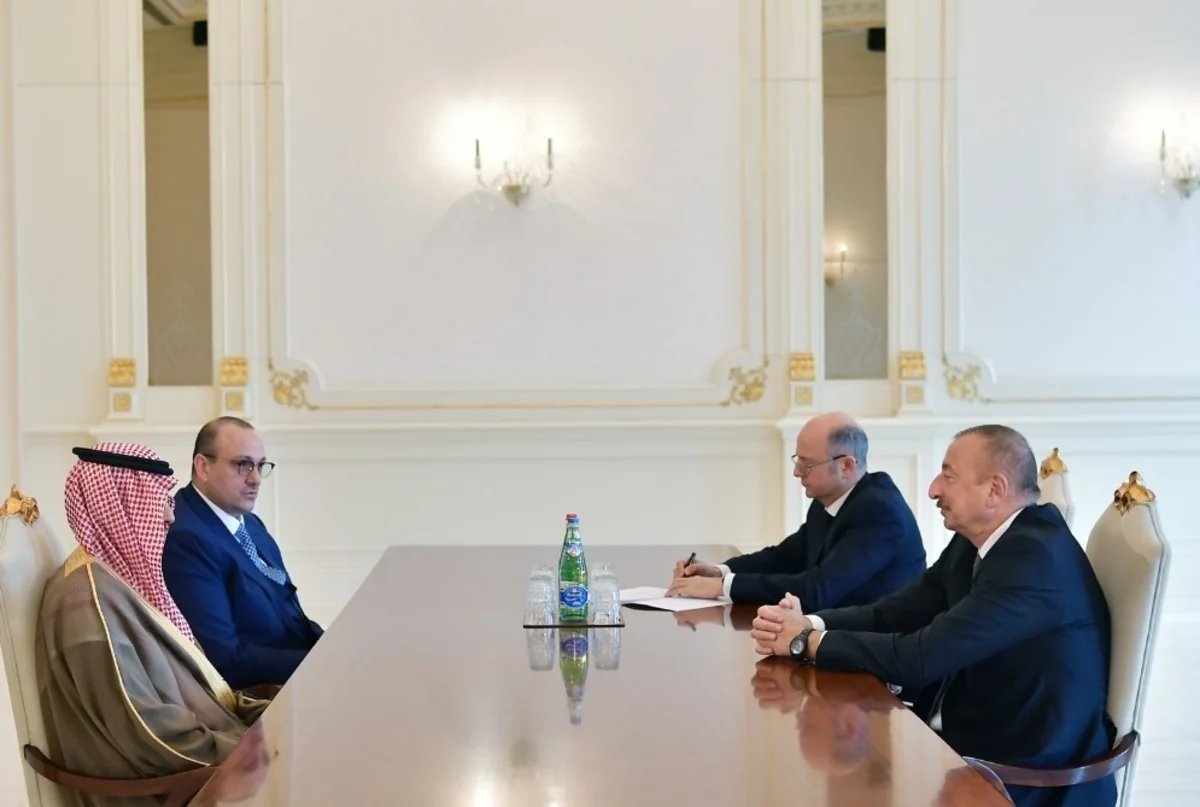 Президент Ильхам Алиев принял главу правления компании ACWA Power и исполнительного директора компании Masdar - ОБНОВЛЕНО