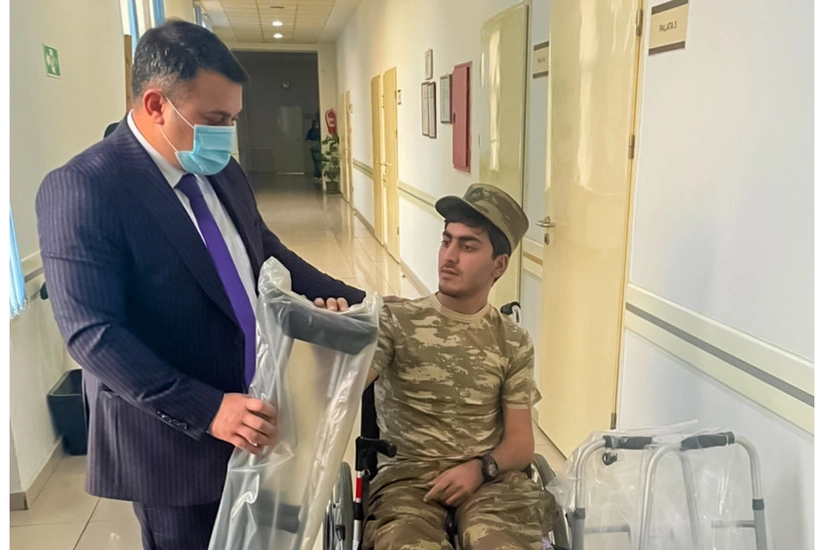 Müalicə olunan qaziyə reabilitasiya vasitələri təqdim edilib