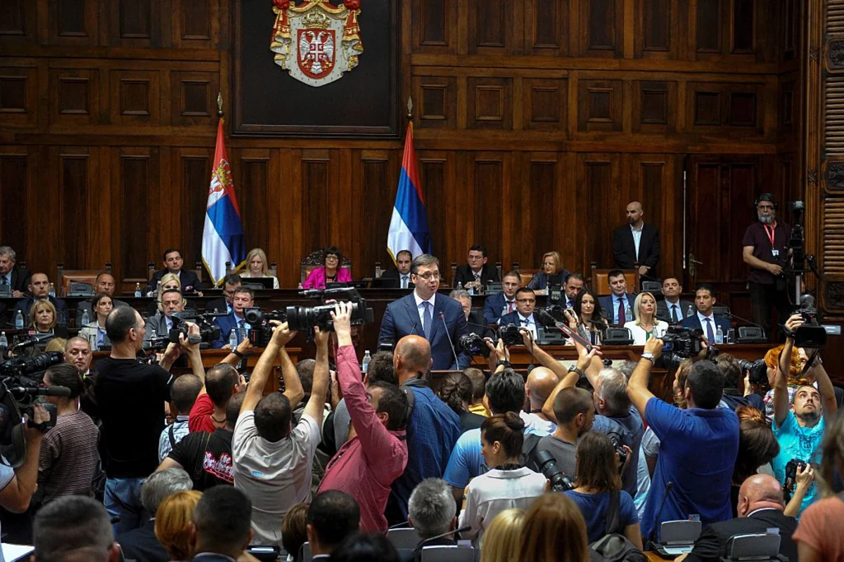 Новое правительство Сербии будет сформировано до конца августа