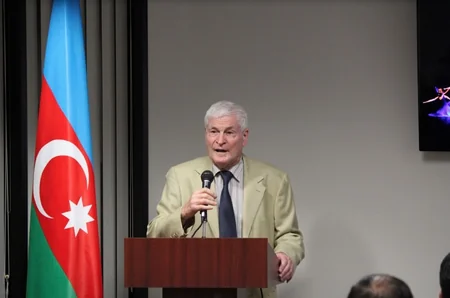 Los-Ancelesdə “Yeddi Gözəl” baletinə həsr olunan gecə keçirilib