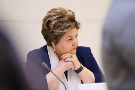 Qadına şiddətə son adlı dəyirmi masa keçirilib