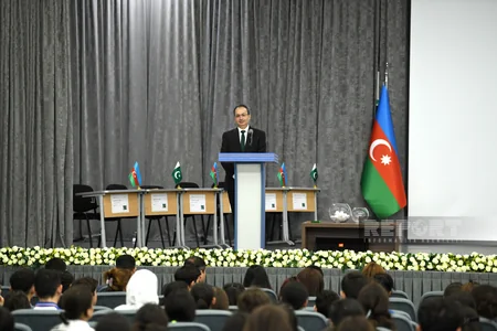 Bakıda məktəblilər arasında Pakistan haqqında bilik yarışı keçirilib