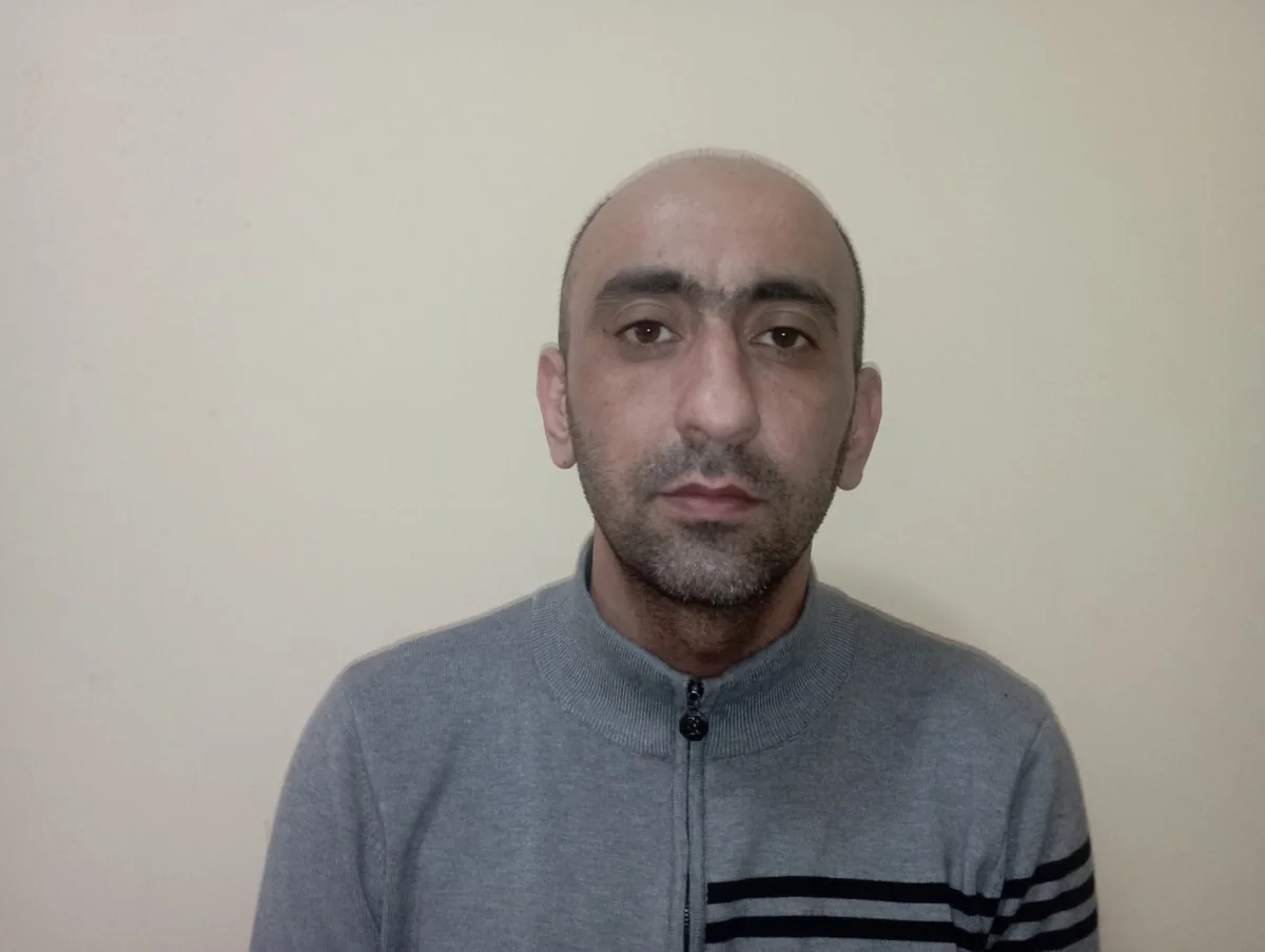 Şirvanda saxlanılan narkokuryerdən 4 kiloqrama yaxın narkotik vasitə aşkarlanıb