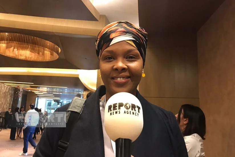 Идил Осман: Франция борется против идей ислама и всего мусульманского мира