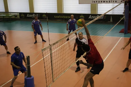 Voleybol üzrə Zəfər Kubokunda finalçılar müəyyənləşib