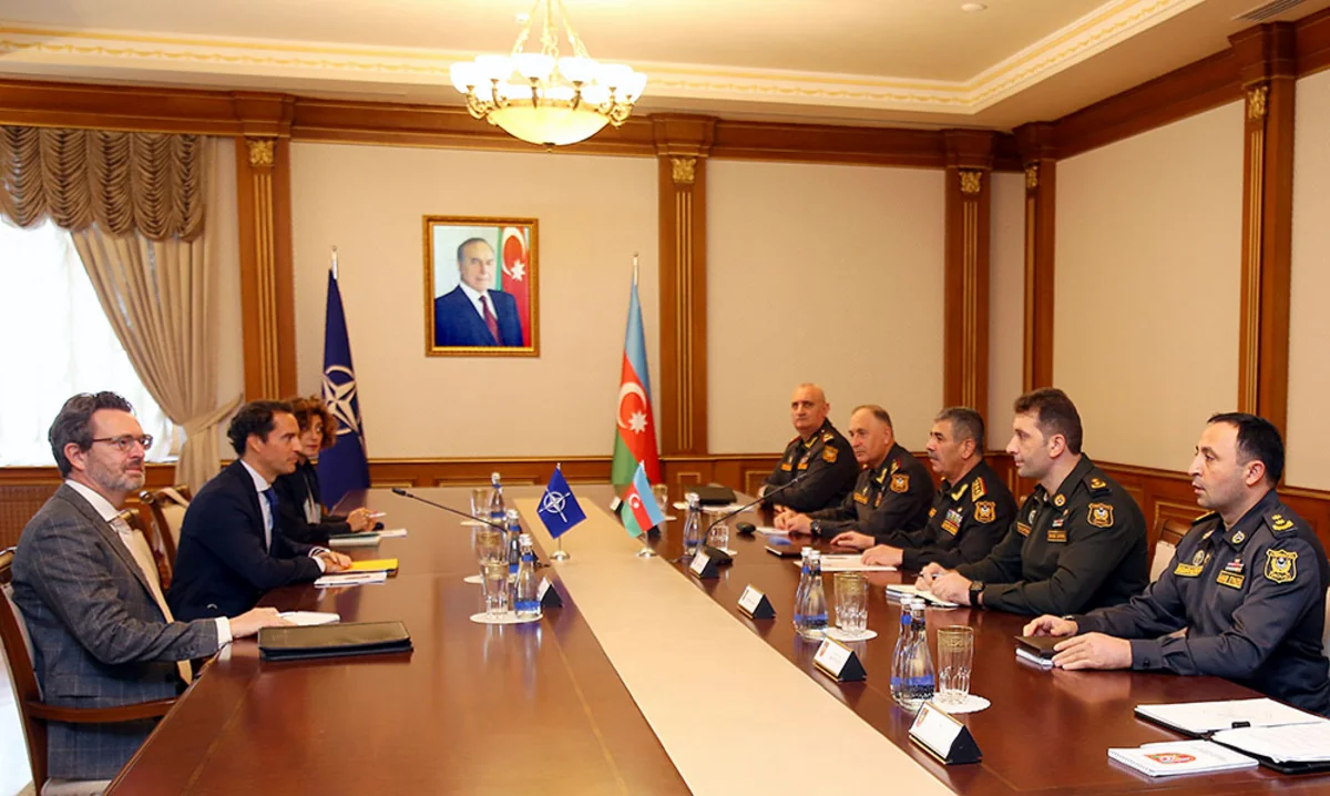 Azerbaijan's Defense Ministry meets with NATO Special Rep