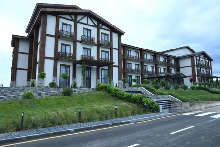 Bir qrup media nümayəndəsi Zəngilanda yeni açılan “Ağalı” hoteldə olublar