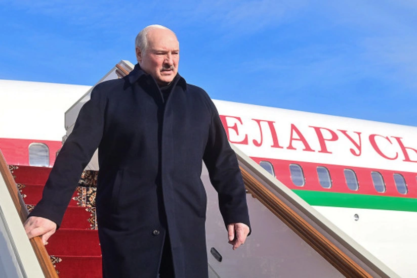Лукашенко прилетел в Москву