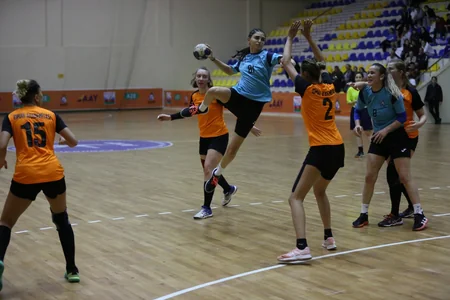 Qadın həndbolçular arasında Azərbaycan çempionatına start verilib