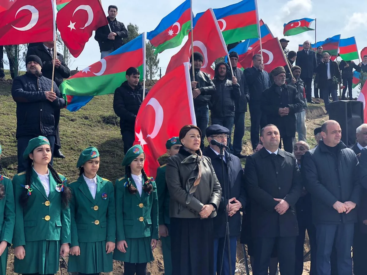 Abşeronda dəfn edilən türk əsgərlərinin şərəfinə abidə ucaldılıb