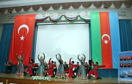 Zəfər Günü münasibətilə Azərbaycan Ordusunda silsilə tədbirlər keçirilib