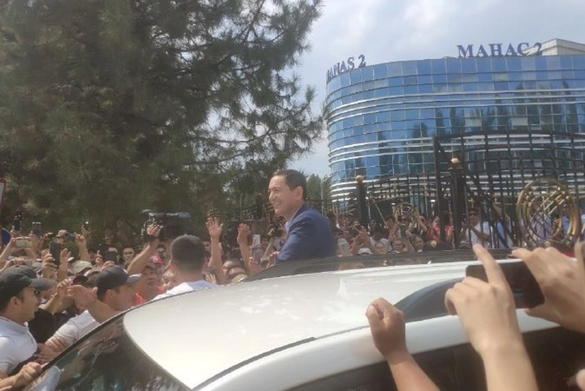 Qırğız Respublikası müxalifətinin lideri ölkəyə qayıdıb