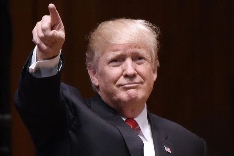 Trump launches program with real news on Facebook