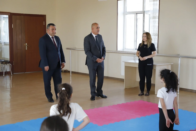Məcid Seyidov Naxçıvan şəhərində bədii gimnastların məşq prosesini izləyib