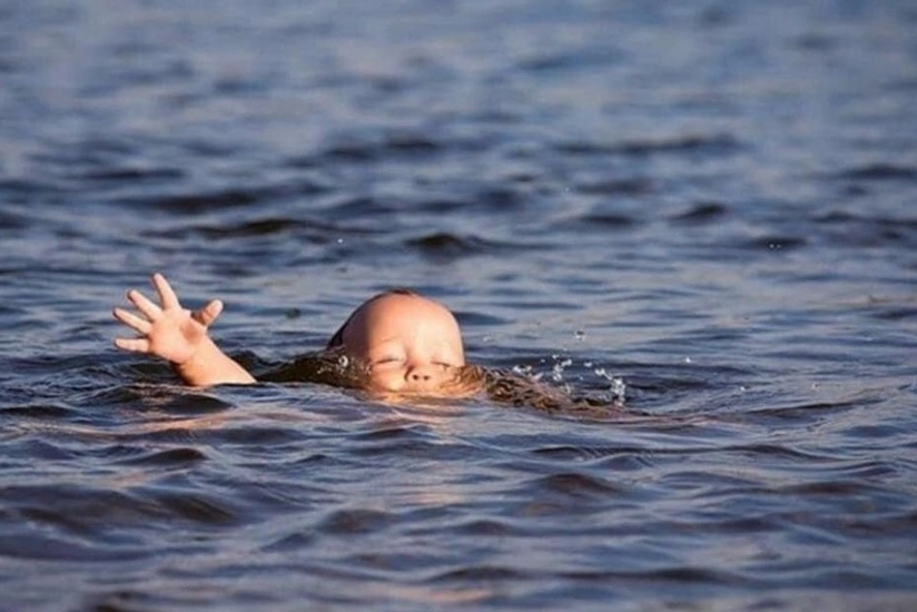 Sabirabadda dörd yaşlı uşaq kanalda boğulub