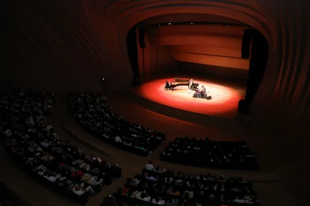 Kubalı cazmen Heydər Əliyev Mərkəzində konsert verib