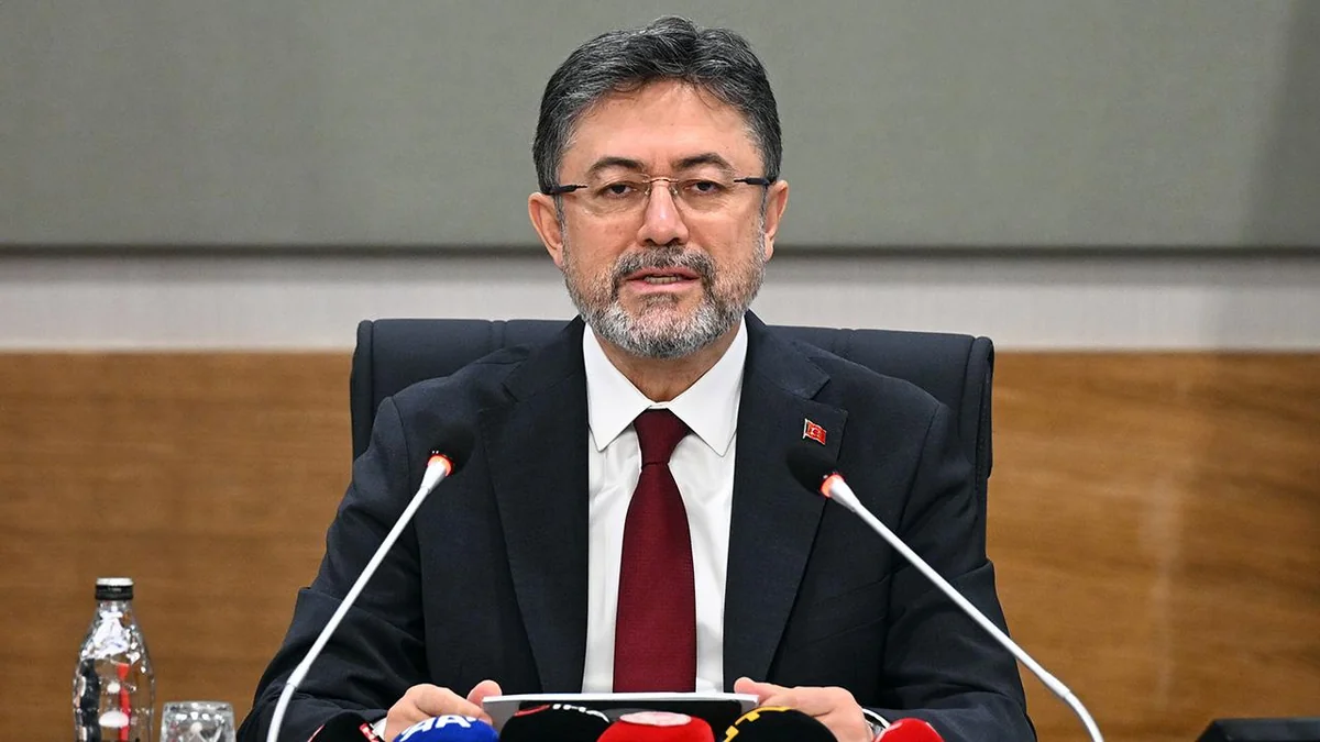 Türkiyəli nazir: İyunun 1-dən bu günədək 1 459 yanğına müdaxilə edilib