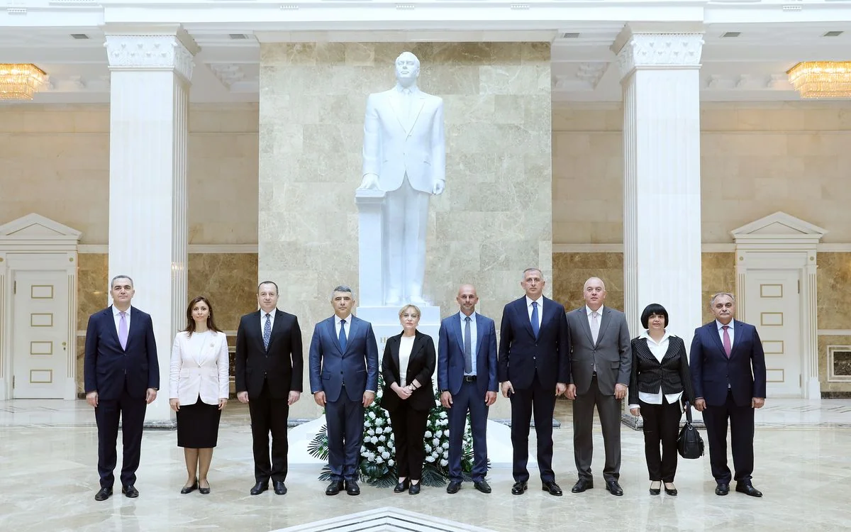 Georgian delegation visits Supreme Court of Azerbaijan