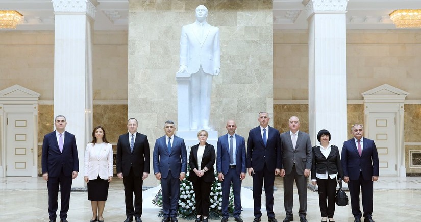 Gürcüstan Ali Məhkəməsinin sədrinin başçılıq etdiyi nümayəndə heyəti ilə görüş keçirilib