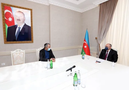 Səfər Mehdiyev Abşeronda vətəndaşları qəbul edib