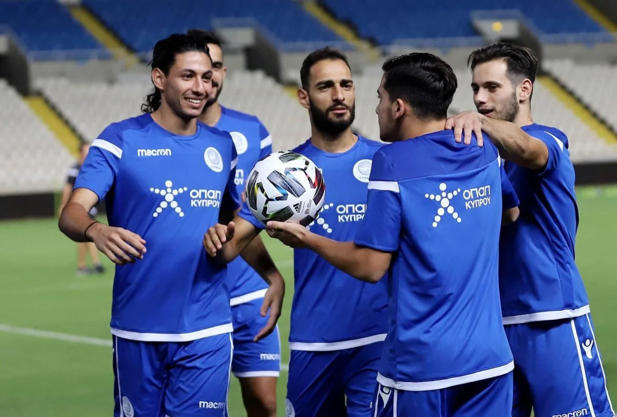 Konstantinos Siambullis: Azərbaycanla matçda yalnız qələbəni düşünürük