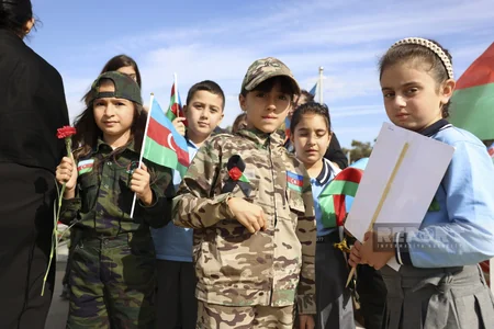 İkinci Fəxri xiyabanda Vətən müharibəsinin ildönümü ilə əlaqədar anım mərasimi başlayıb -YENİLƏNİB