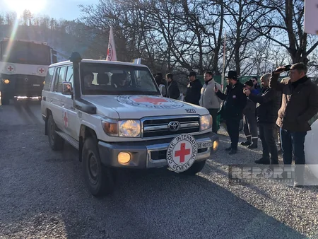 В Ханкенди беспрепятственно проехали автомобили МККК