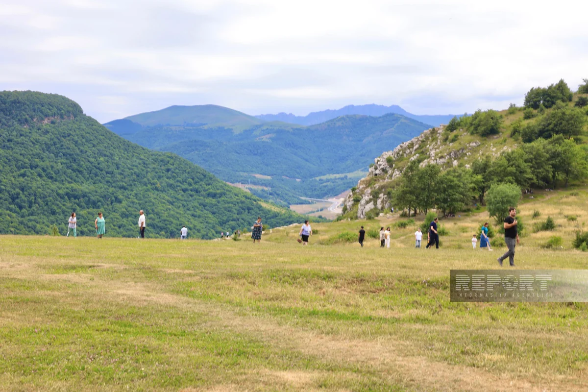 Beynəlxalq səyyahlar Cıdır düzündə olublar