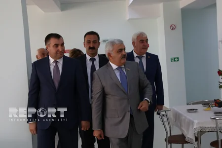 ​Azərbaycan Dövlət Neft Şirkətinin rəhbərliyi Çilov adasına səfər edib - FOTO