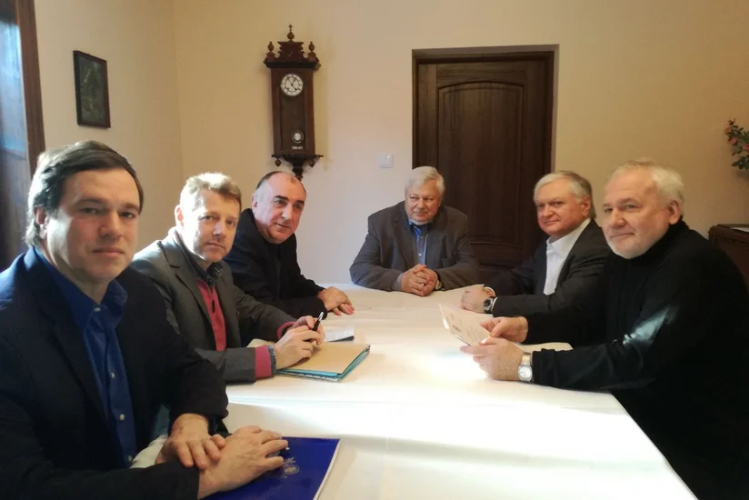 Minsk qrupunun həmsədrləri Azərbaycan və Ermənistan prezidentləri ilə görüşlərindən sonra bəyanatla çıxış ediblər
