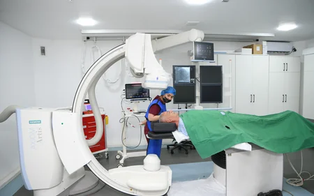 Jurnalistlər Lənkəran Rayon Mərkəzi Xəstəxanasının fəaliyyəti ilə tanış olublar