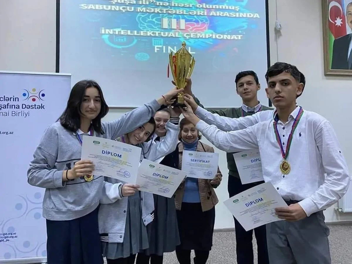 Sabunçu məktəbləri arasında Şuşa ilinə həsr olunmuş III intellektual çempionat keçirilib