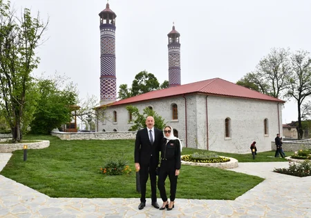 Şuşada Yuxarı Gövhər Ağa məscidi əsaslı yenidənqurma və bərpadan sonra açılıb