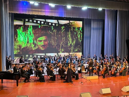Honored artist represents Azerbaijan at prestigious international event in Turkmenistan